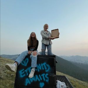 Meet your Posher, Zoe